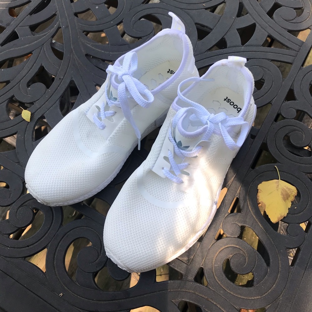 Women’s Adidas NMD !! Price Negotiable !! Size 10